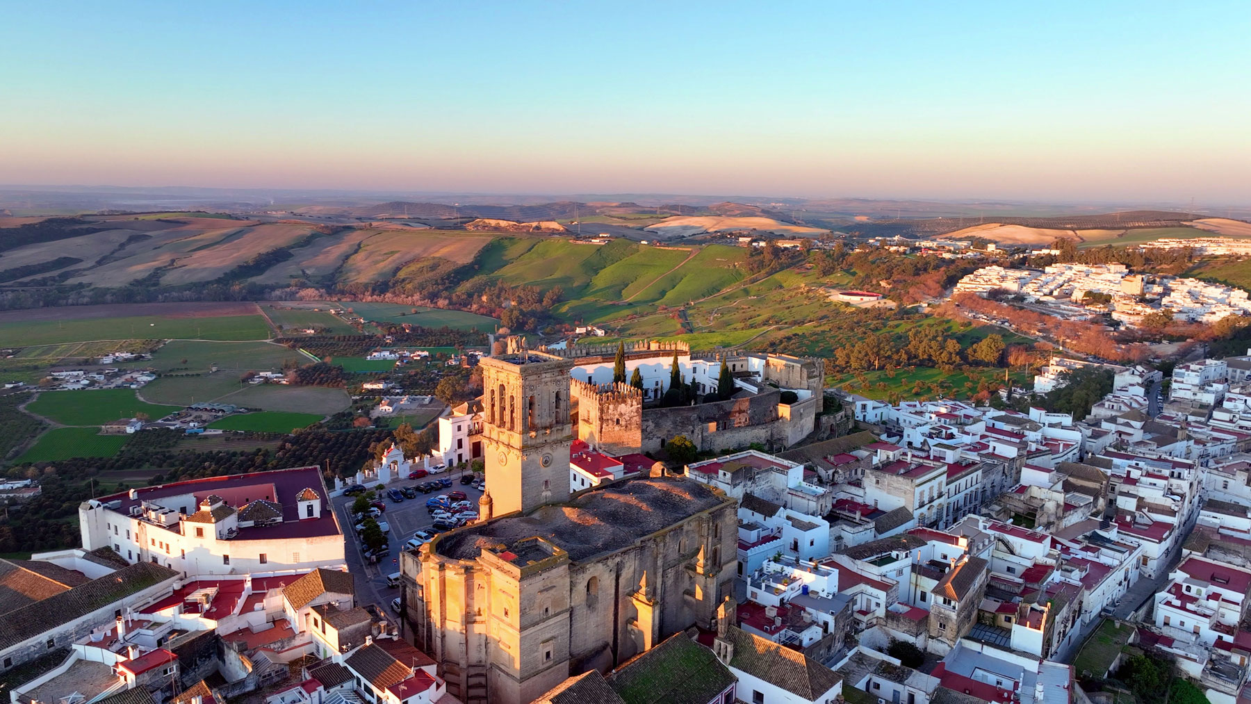 Vuela en globo por Cádiz este verano con Globotur: imagen aérea de Arcos de la Frontera. Vistas desde un globo.