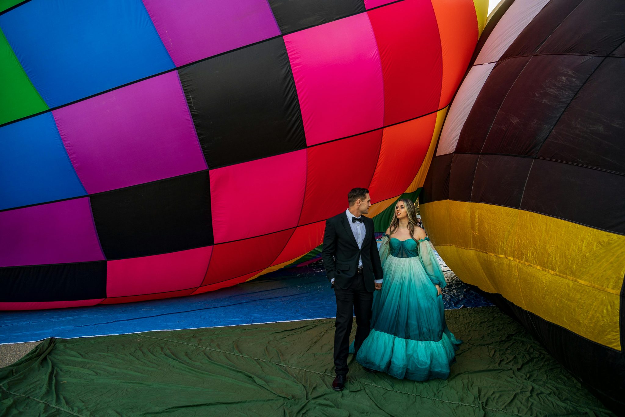Regalos de bodas originales, regale una experiencia única, un recuerdo que nunca olvidarán los novios. Globotur, vuelos en globo en Andalucía