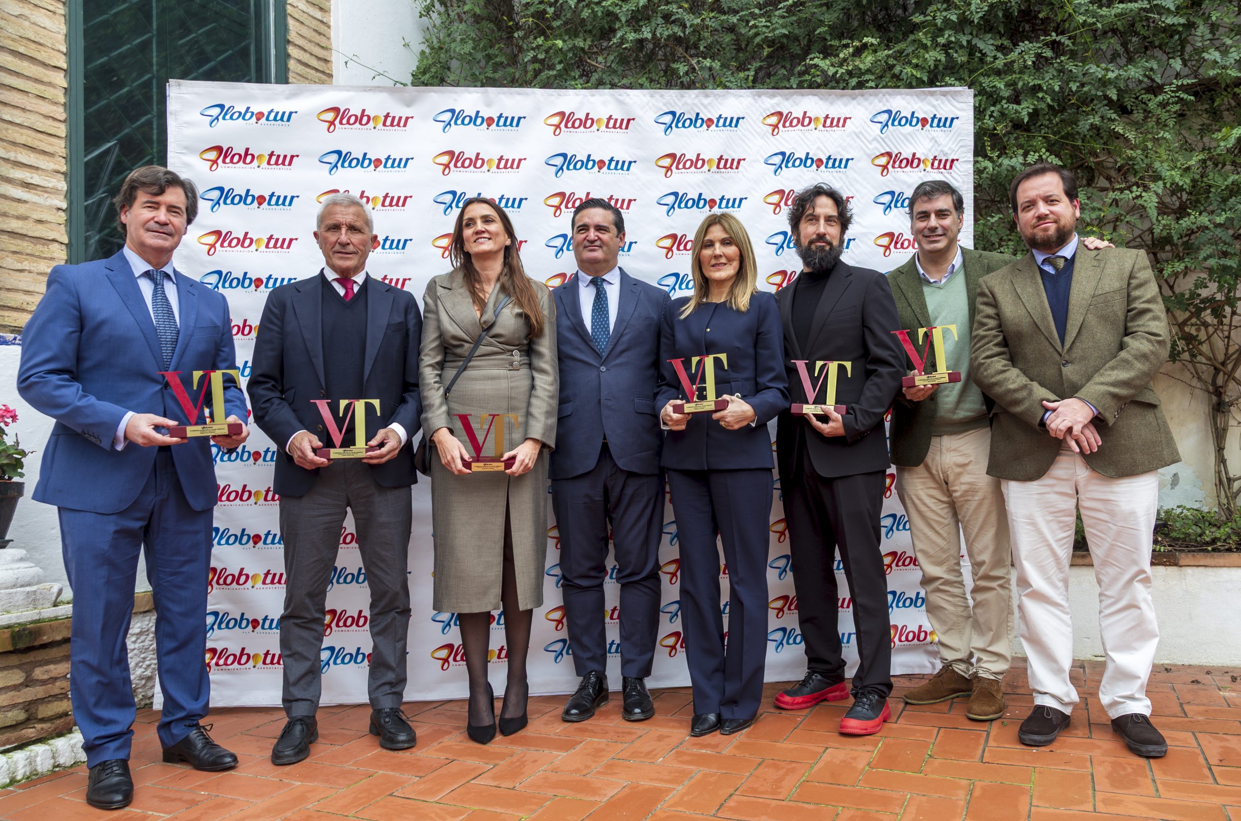 Descubre los VI Premios Globotur, un evento único que reconoce la excelencia del turismo y la pasión por volar en globo en España.